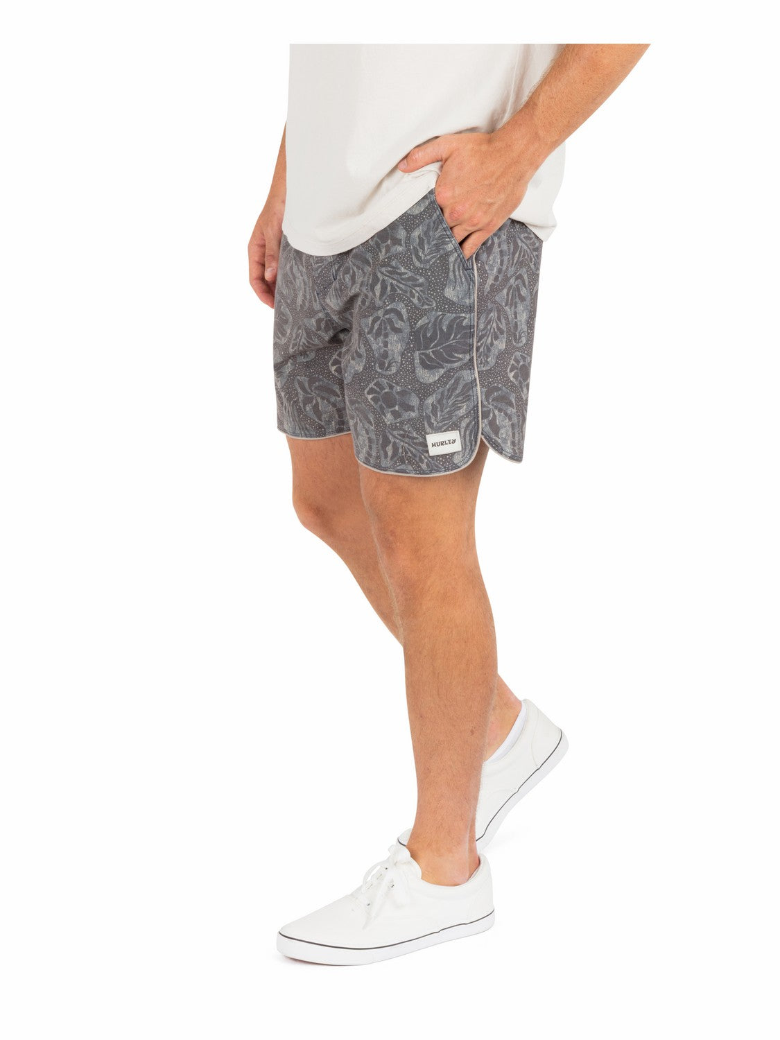 Phantom Naturals Scallop Volley 17" Black - Hurley
